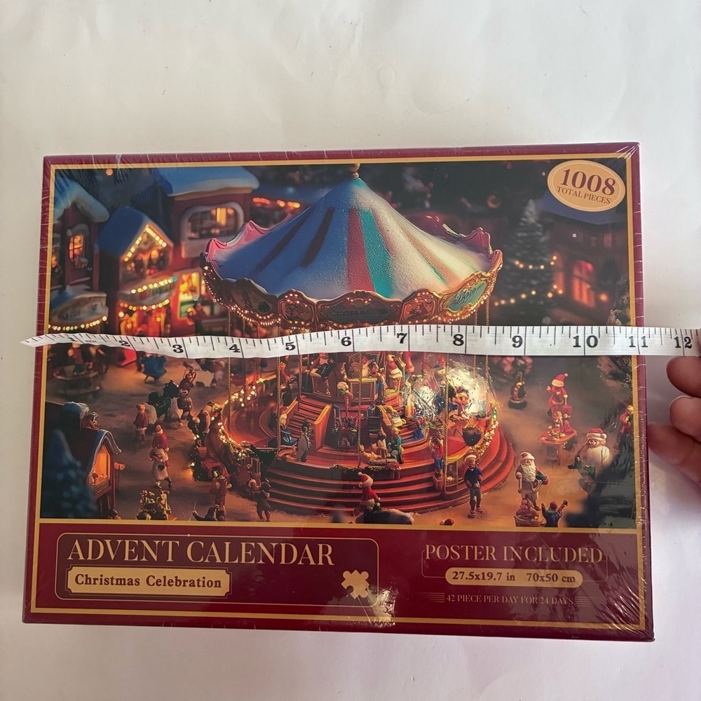 Christmas Celebrations Carousel Advent Calendar Puzzle 1008 pieces - Picture 8 of 8